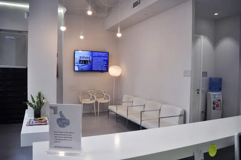 Balust Odontòlegs - Clínica dental en Sitges - foto 3