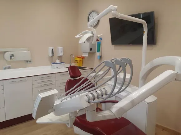 Gabinete de Implantología y Estética Dental