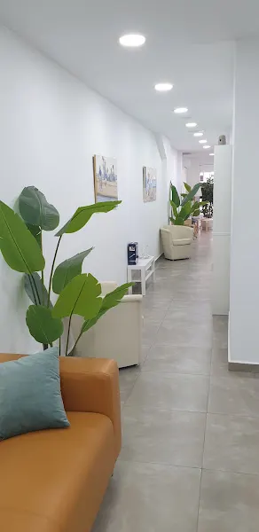 CLINICA DENTAL DRS SERRATO