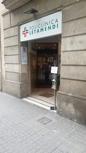 Policlínica Letamendi Dental DR. ALESSANDRO MARCONI-IMPLANTOLOGÍA - ESTÉTICA DENTAL