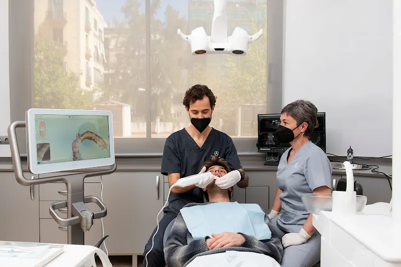 Autrán Dental