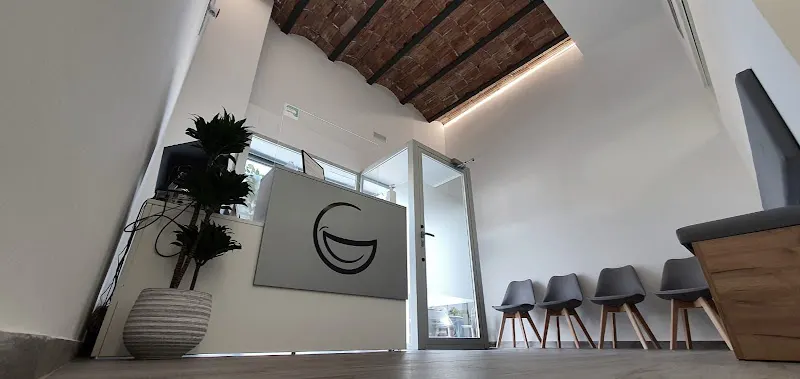 Clinica Dental Playafels - Dentista en Castelldefels - foto 2