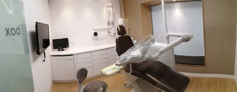 Clínica Dental Pazos - Dentista en Cornellà de Llobregat - foto 2