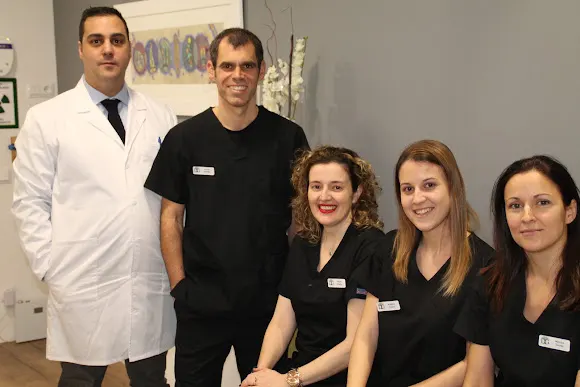 Clínica Dental Galindo - Dentista en Barcelona