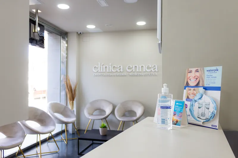 Clínica Dental Ennea Vilanova: Odontología y Medicina Estética