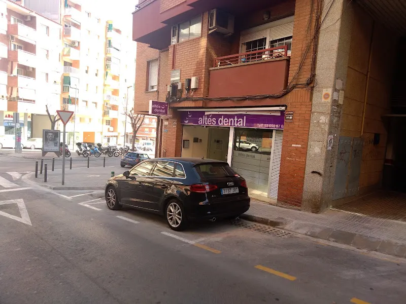 Altés Dental
