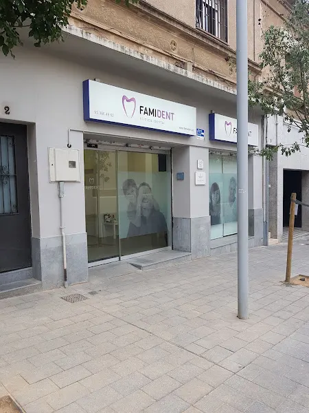 FAMIDENT CLINICA DENTAL - Santa Coloma de Gramenet