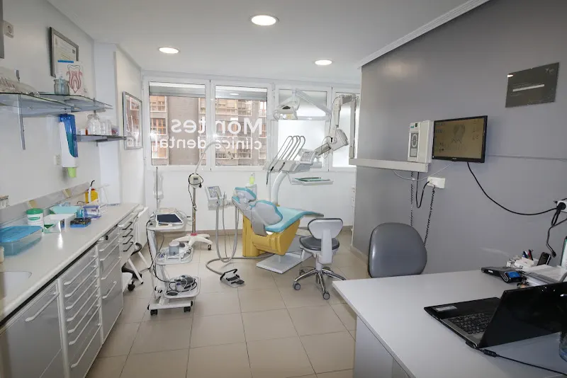 Clínica Dental Montes
