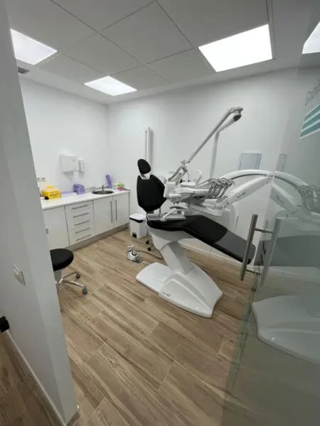 Clínica Dental Smiledent Cáceres - Clínica dental en Cáceres - foto 2