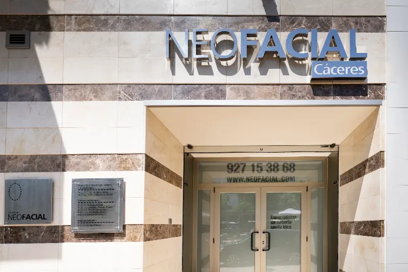 Instituto Neofacial | Clínica Dental y Maxilofacial en Cáceres - Dentista en Cáceres - foto 2