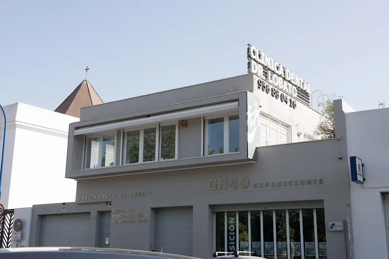 Clínica Dental Doctor Lobato