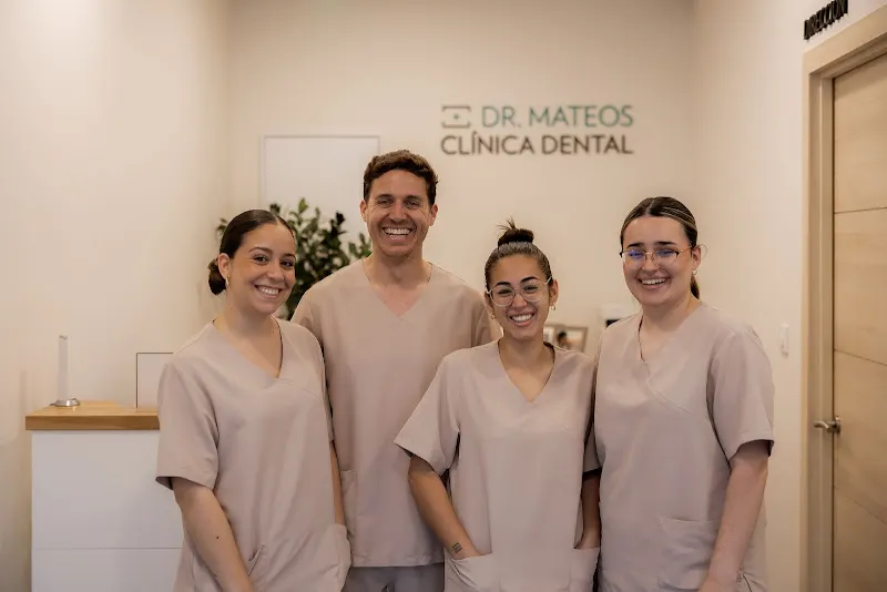 Clinica Dental Dr. Mateos - La Linea de la Concepcion