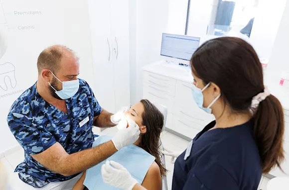 Dentista Algeciras - Clinica Dental en Algeciras | MEDYCLINIC