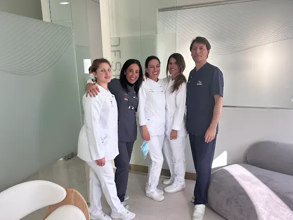 Clínica Mora Dental Jerez - Jerez de la Frontera