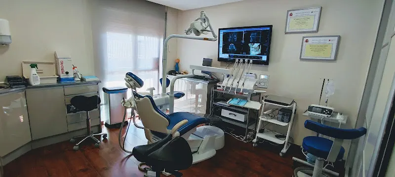 Clínica Dental Fernando Román
