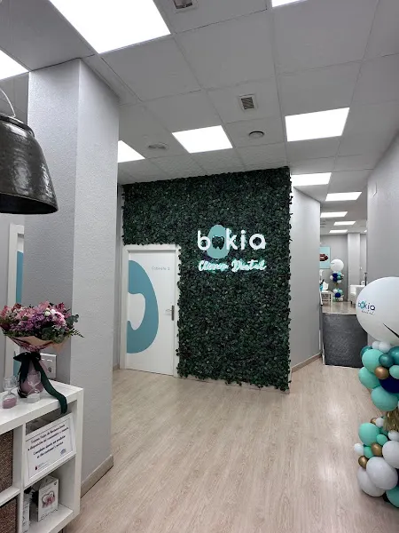 Clínica dental Bokia | Dra. Mar Menchón