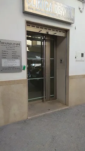 Clínica Dental Miriam Amparo Gandía Benetó - Xàtiva