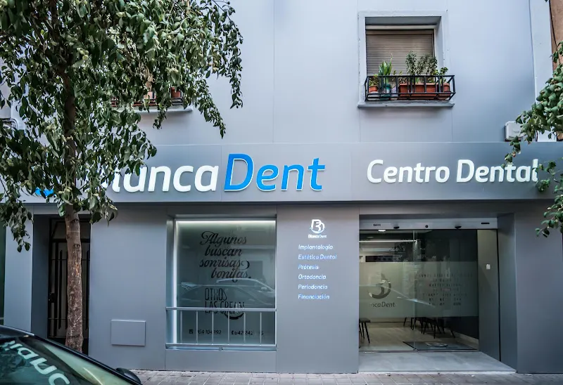 Clínica dental BiancaDent
