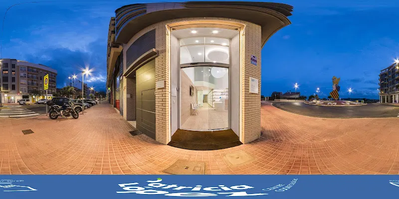 Patricia López Centre Odontològíc - Clínica dental en La Vall d'Uixo - foto 2