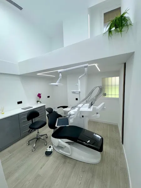 Clínica Dental Orquídea - Clínica dental en Madrid - foto 2