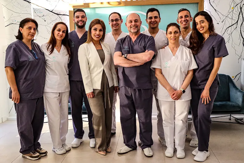 Gerardo Di Paolo · Periodoncia · Implantes · Estética dental - Clínica dental en Tomelloso - foto 2