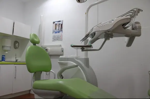 Clínica Dental Castro@Couret - Madrid