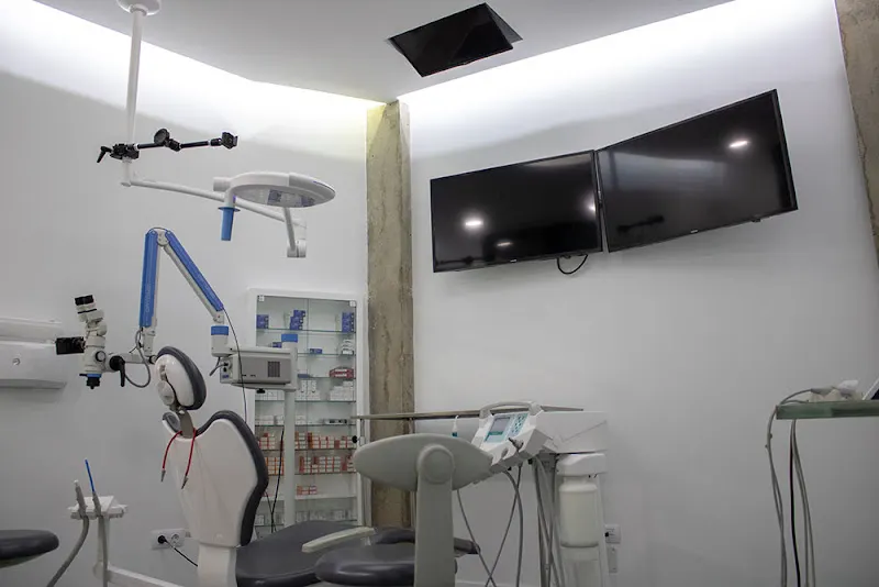 Clínica Dental Dr. Carlos Gavira y Colaboradores - Campo de Criptana