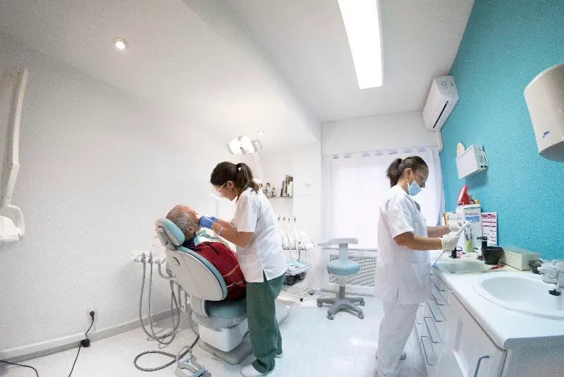 Clinica Dental GarciaComas - Clínica dental en Collado Villalba - foto 2