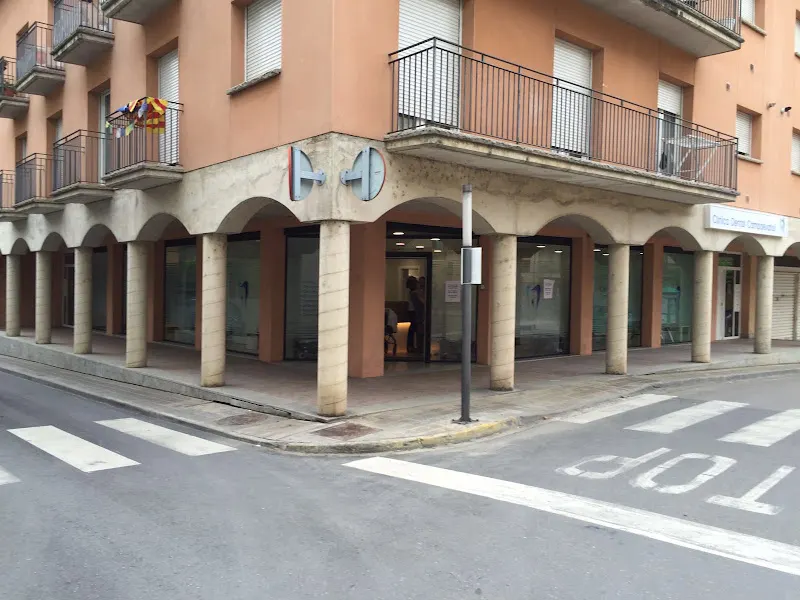 Clínica dental Campdevànol - Dentista en Campdevanol - foto 2