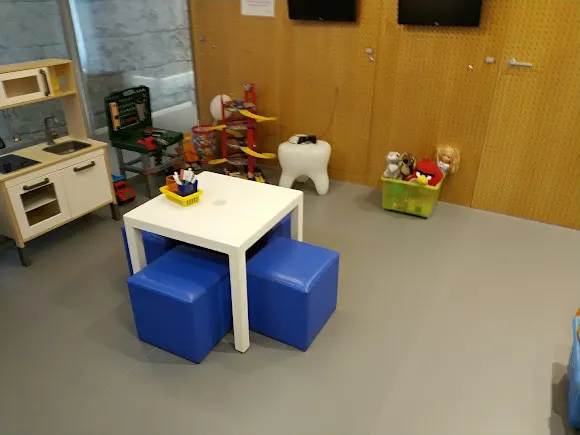 Clínica Dental Peralada - Figueres