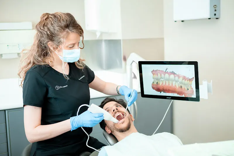 BARROSO CLÍNICA DENTAL
