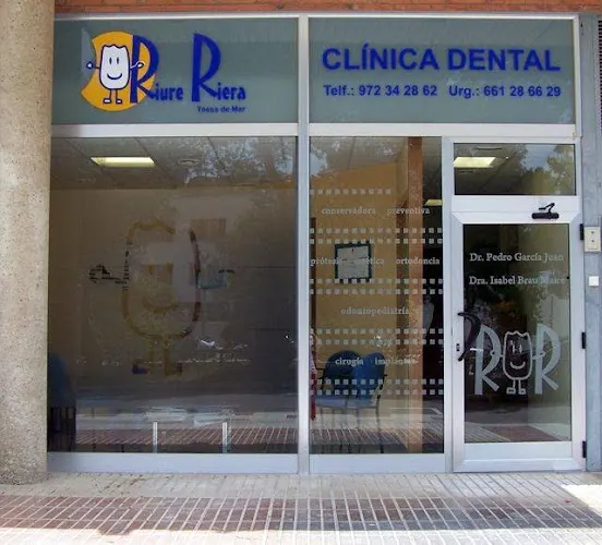 CLINICA DENTAL RIURE RIERA - Clínica dental en Lloret de Mar