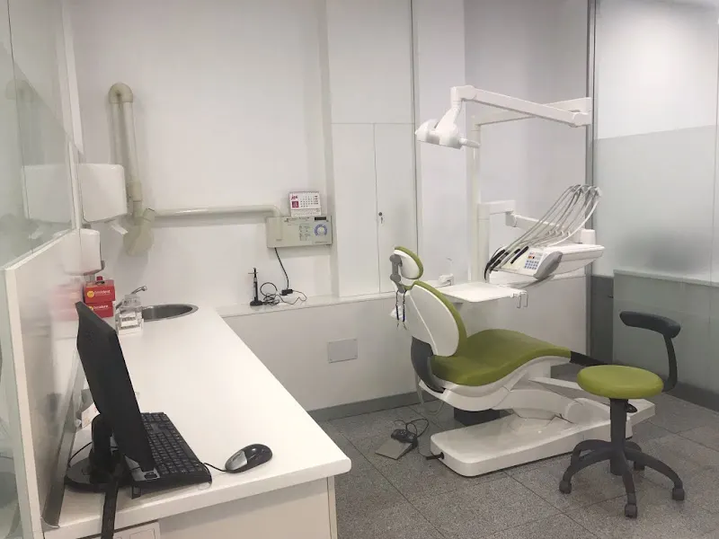 Clínica Dental Implantdent Girona Migdia