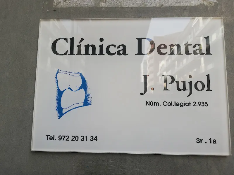 CLÍNICA DENTAL PUJOL