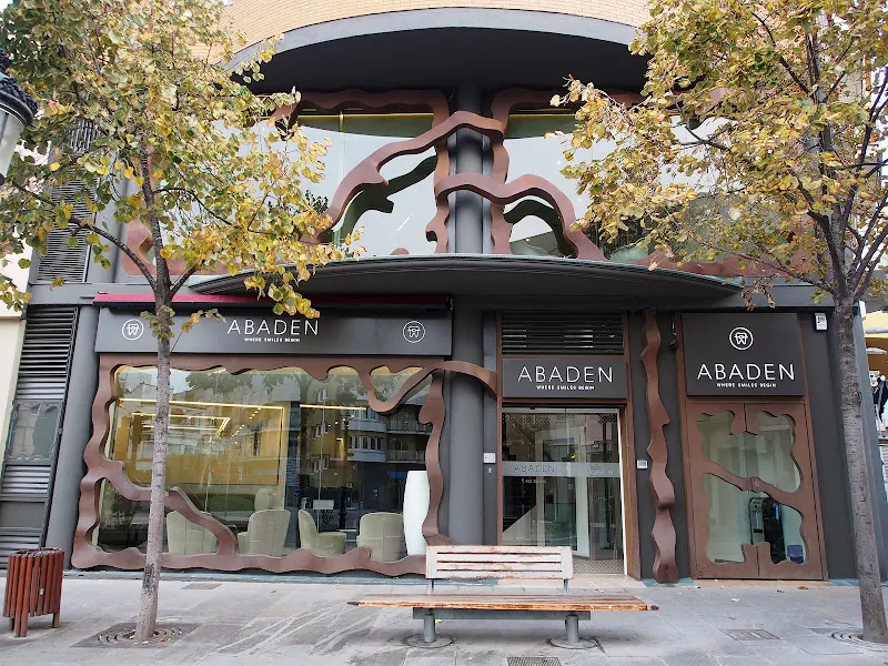 Abaden Dentistas | Clínica Dental Blanes - Dentista en Blanes - foto 2