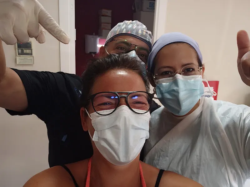Clinica dental Fenals - Clínica dental en Lloret de Mar