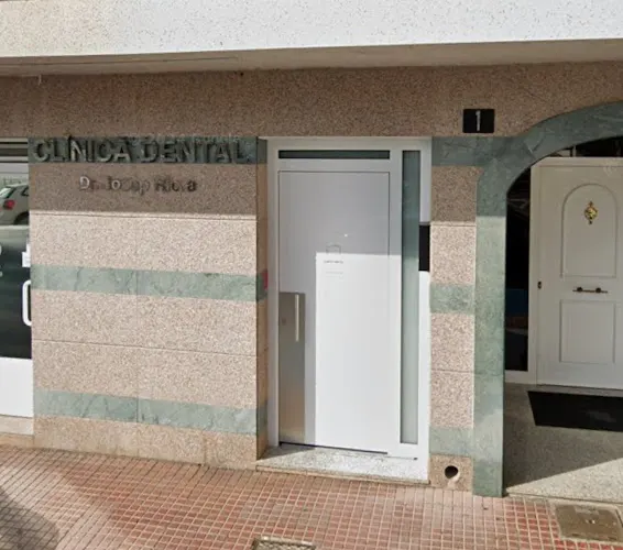 Clínica Dental Dr. J. Riera - Dentista en Lloret de Mar
