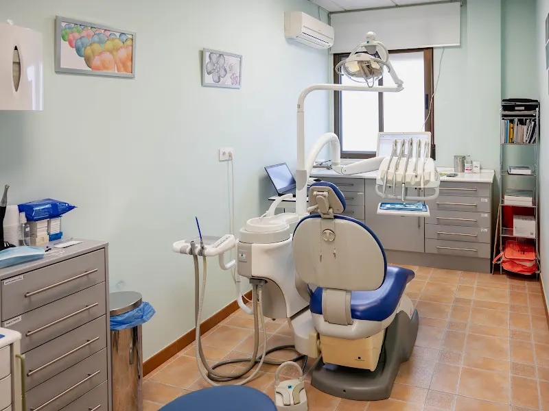 Dentalchic - Dentista en Santa Fe - foto 2