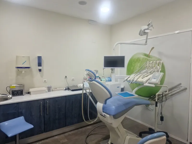 CLINICA DENTAL ANDALUCES