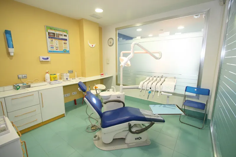 Clínica Dental Naturadent - Dentista en Loja