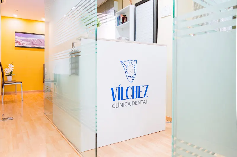 Vílchez Clínica Dental - Dentista en Armilla - foto 2