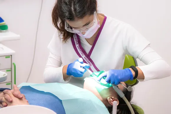 CLINICA DENTAL MADRID - Madrid