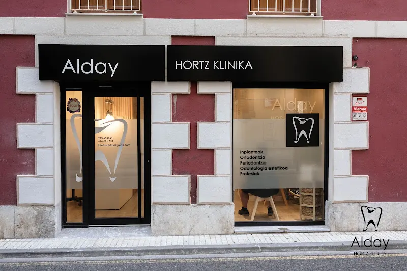 Alday hortz klinika - Clínica dental en Mutriku - foto 2