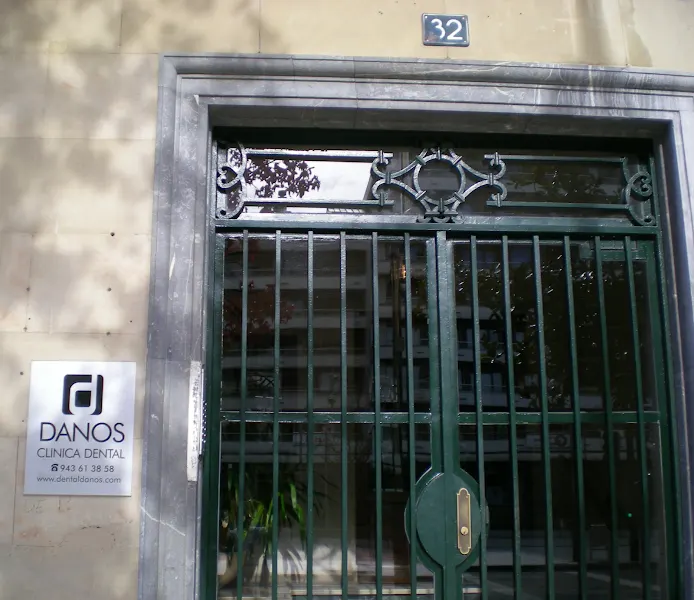 Clínica Dental Danos