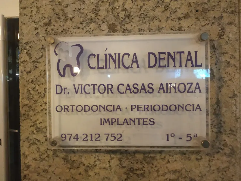 Clínica Dental Víctor Casas Ainosa - Clínica dental en Huesca - foto 2