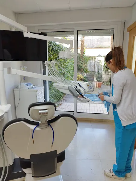 Drs. Pedrol Mairal - Clínica dental Tamarite - Dentista en Tamarite de Litera - foto 2