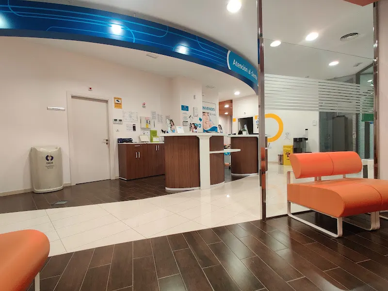 Clínica Dental Adeslas - Huesca