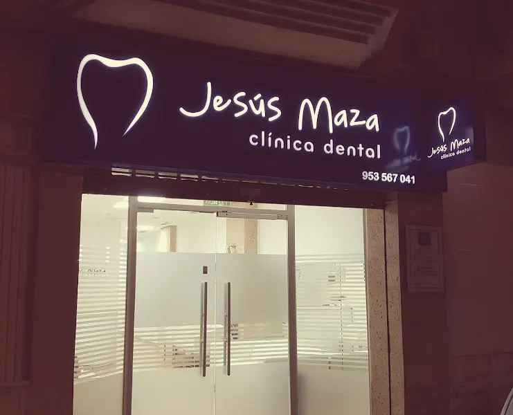 CLINICA DENTAL JESUS MAZA en Torredonjimeno