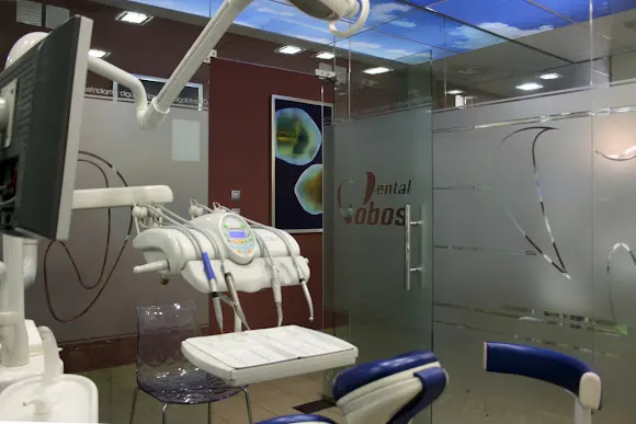 Clínica Dental Cobos