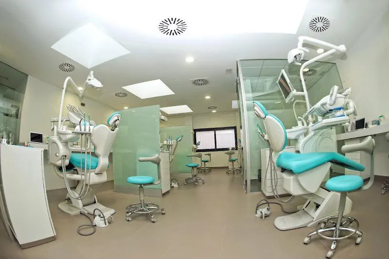 Clínica De Ortodoncia Doctor Manuel Campaña
